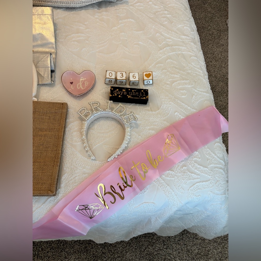 Bride To Be Bundle - Picture 3 of 11